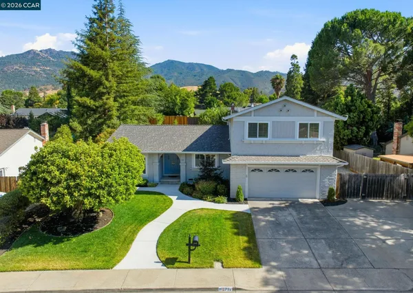 $1,049,000 | 717 Bloching Circle, Clayton, CA 94517