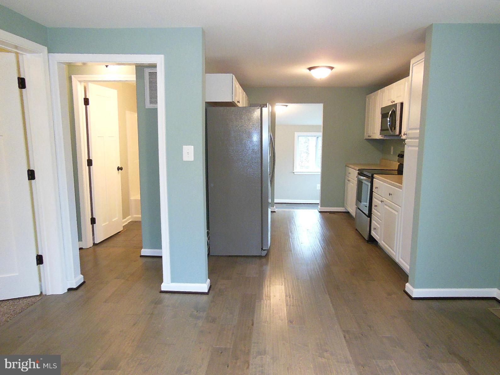 4813 Valley Forge Road Randallstown, MD 21133 - Photo 6 of 29 Living Room has easy access to Kitchen
