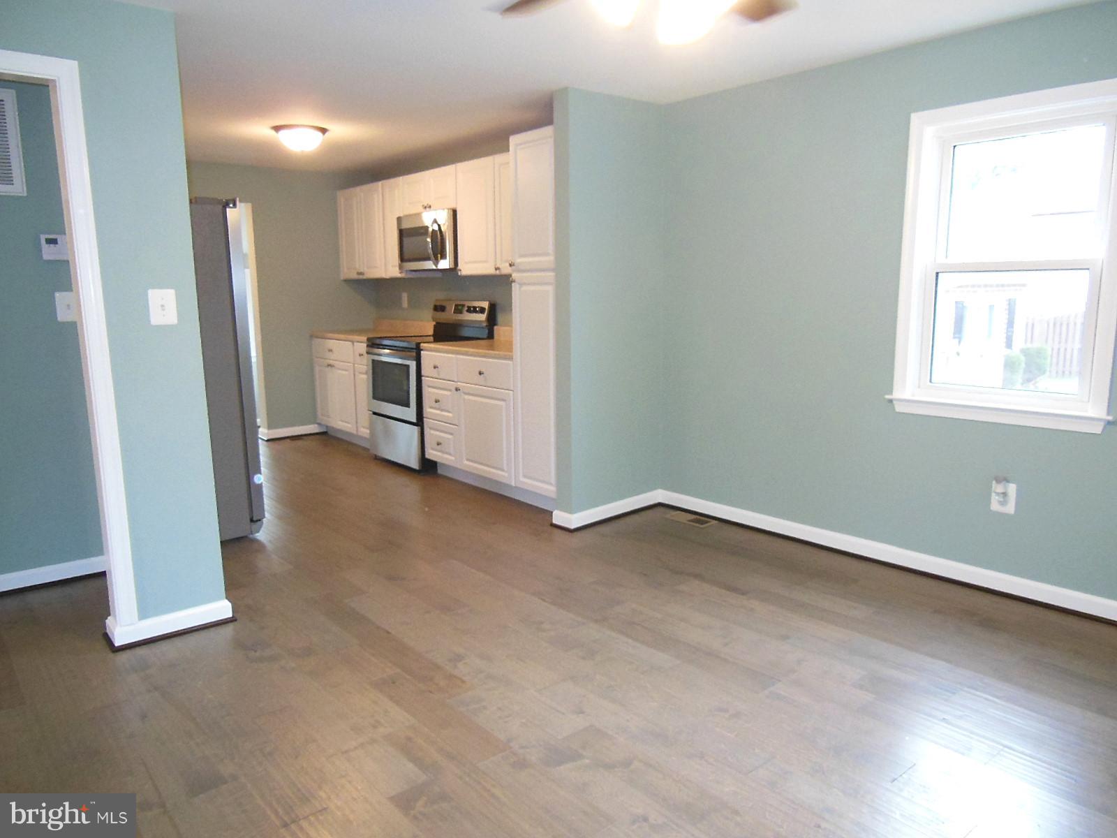 4813 Valley Forge Road Randallstown, MD 21133 - Photo 7 of 29 Living Room is 12 x 11