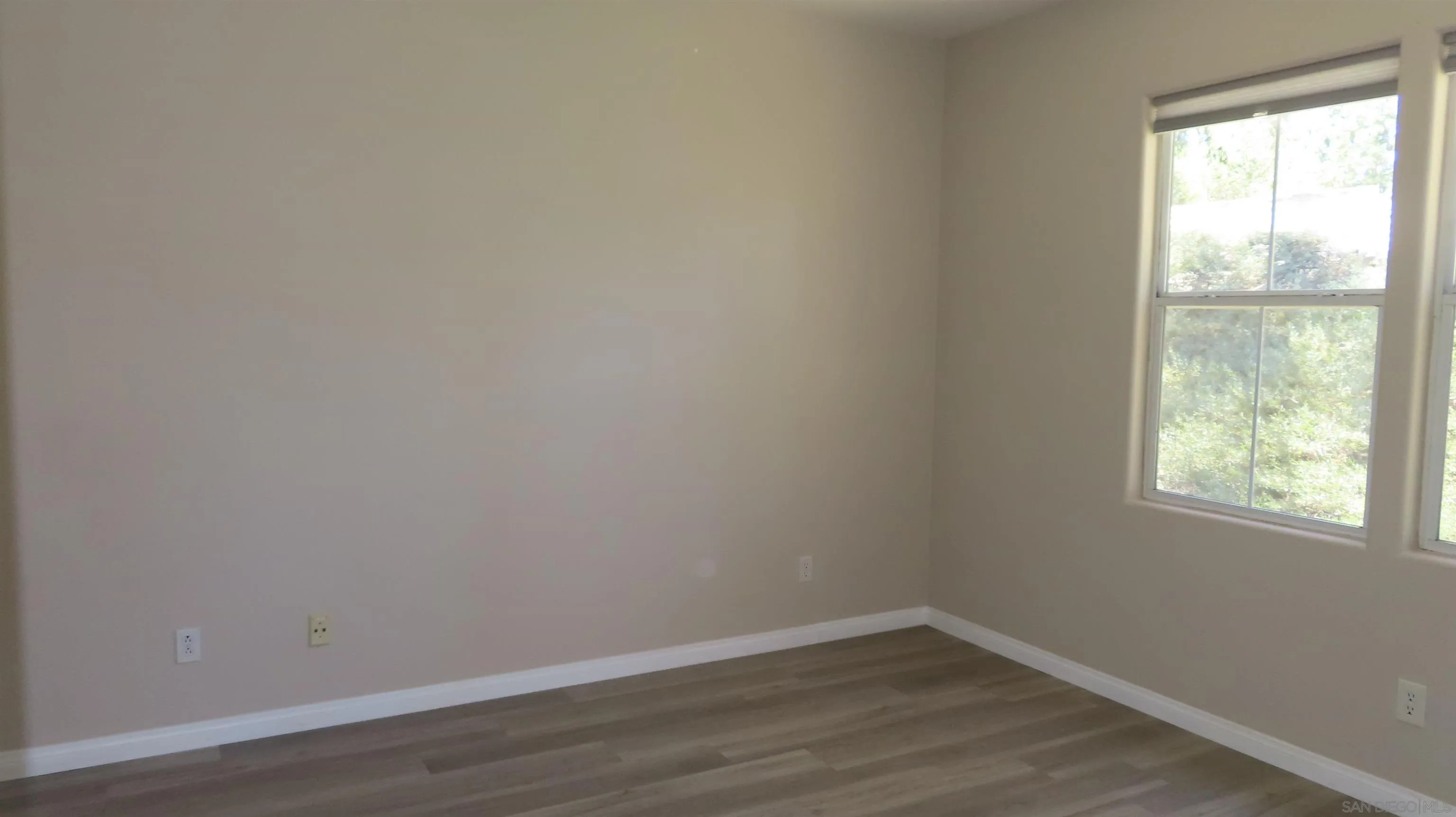 3755 Carmel View Road, Unit 3 San Diego, CA 92130 - Photo 23 of 43 Primary Bedroom