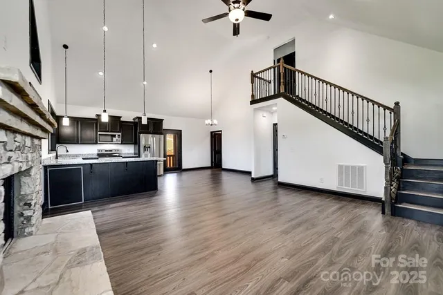 $485,000 | 50 Fairview Street, Franklin, NC 28734