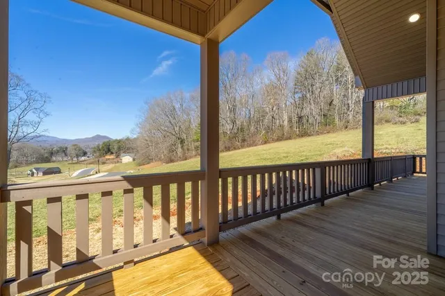 $485,000 | 50 Fairview Street, Franklin, NC 28734