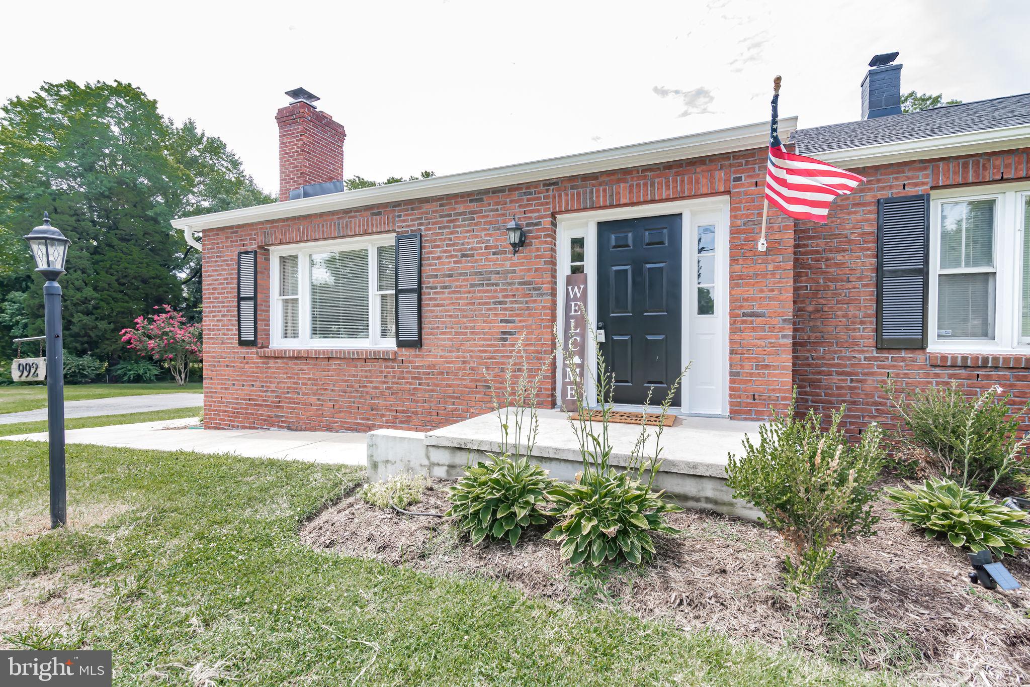 992 Ramoth Church Road Fredericksburg, VA 22406 - Photo 3 of 38 Gallery Image 3