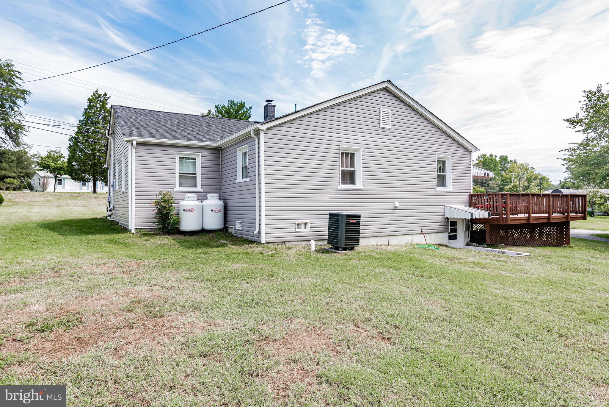992 Ramoth Church Road Fredericksburg, VA 22406 - Photo 6 of 38 Gallery Image 6