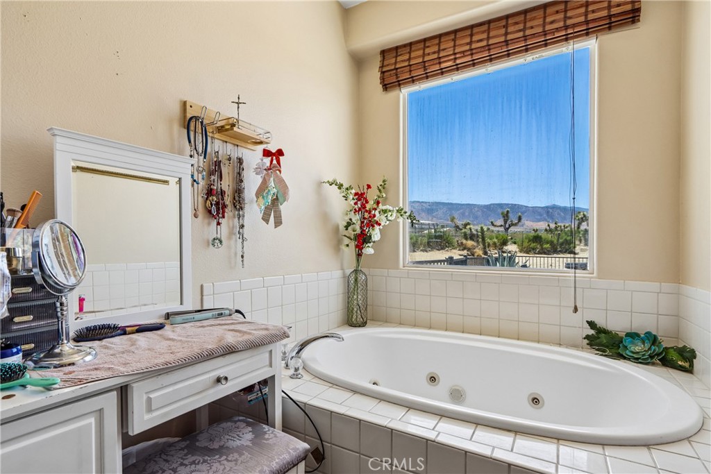 11374 Arena Road Pinon Hills, CA 92372 - Photo 21 of 65 Gallery Image 21
