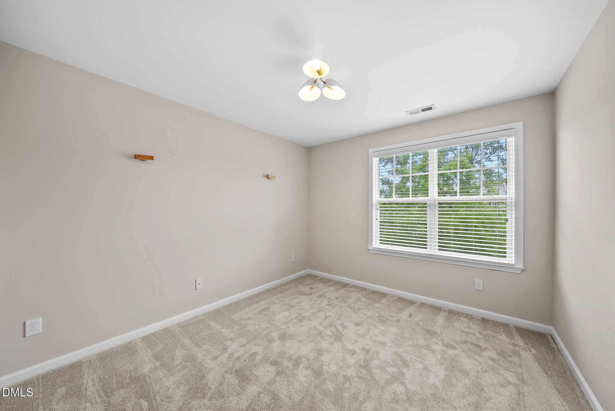10116 Glen Autumn Road Raleigh, NC 27617 - Photo 20 of 29