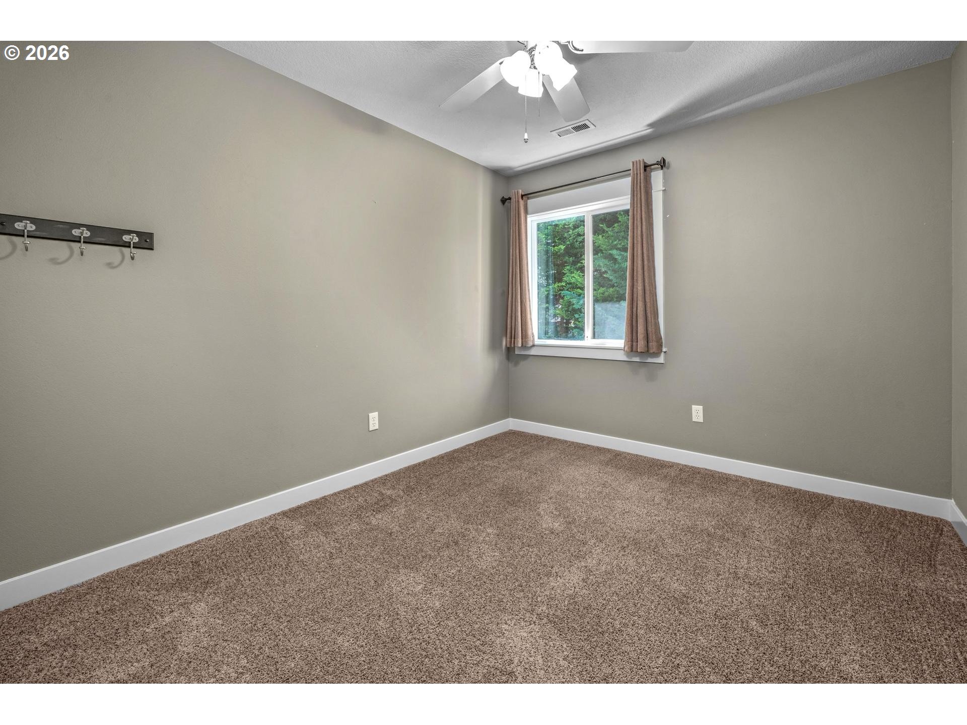 7733 Southwest 174th Place Beaverton, OR 97007 - Photo 32 of 38