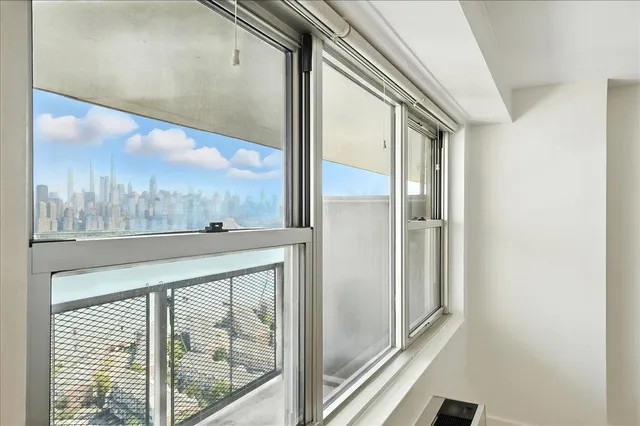 $368,000 | 6600 Boulevard East, Unit 15B, West New York, NJ 07093