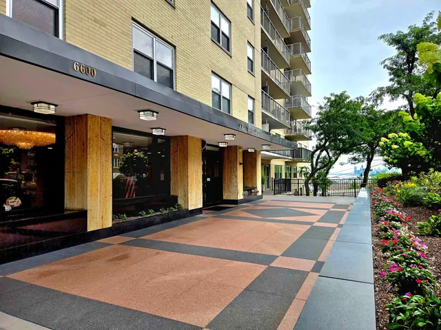 $368,000 | 6600 Boulevard East, Unit 15B, West New York, NJ 07093