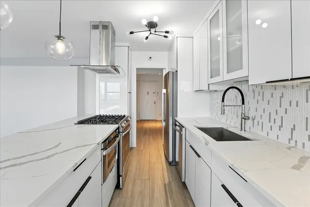 $368,000 | 6600 Boulevard East, Unit 15B, West New York, NJ 07093