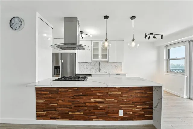 $368,000 | 6600 Boulevard East, Unit 15B, West New York, NJ 07093