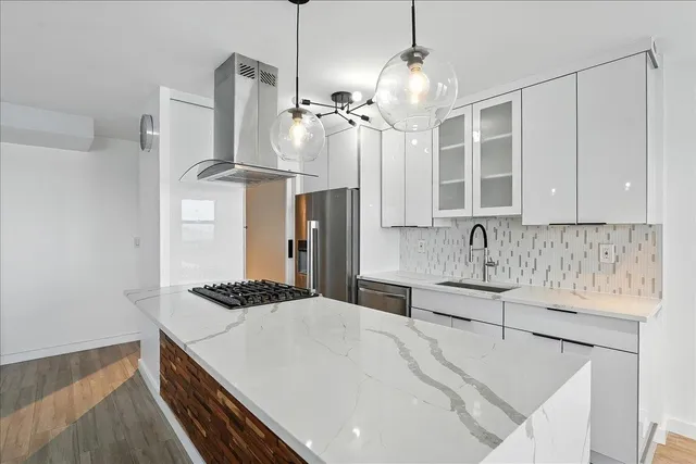 $368,000 | 6600 Boulevard East, Unit 15B, West New York, NJ 07093