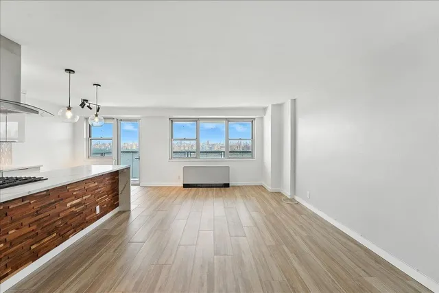 $368,000 | 6600 Boulevard East, Unit 15B, West New York, NJ 07093