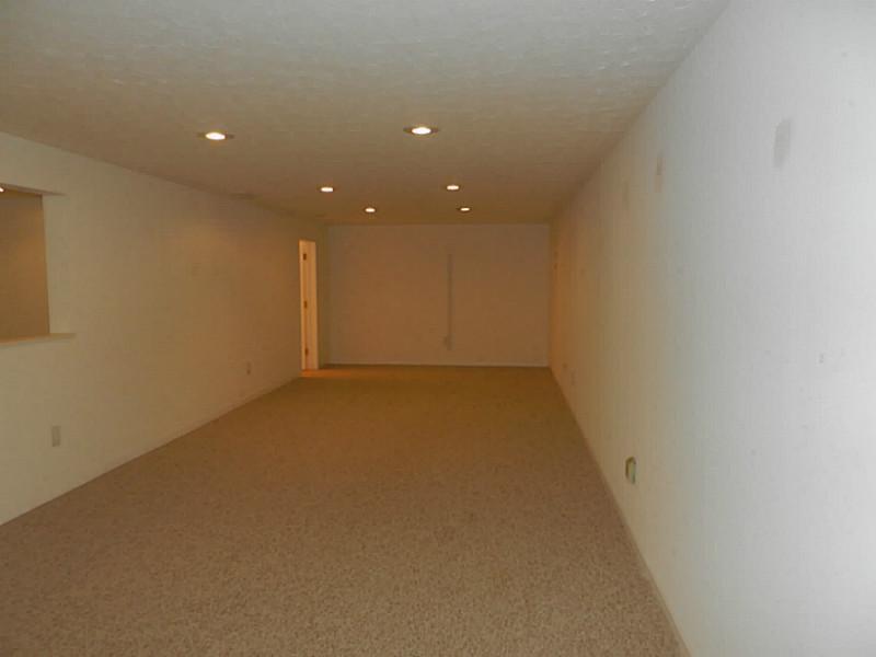 1834 Golfview Drive, Unit 52 Springfield, OH 45502 - Photo 21 of 25