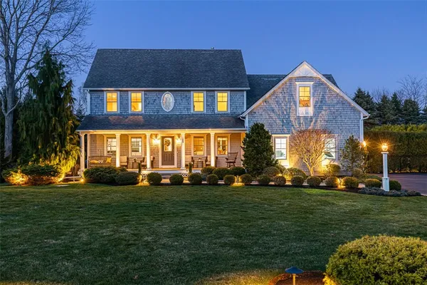 $1,195,000 | 165 Delano Drive, North Kingstown, RI 02852