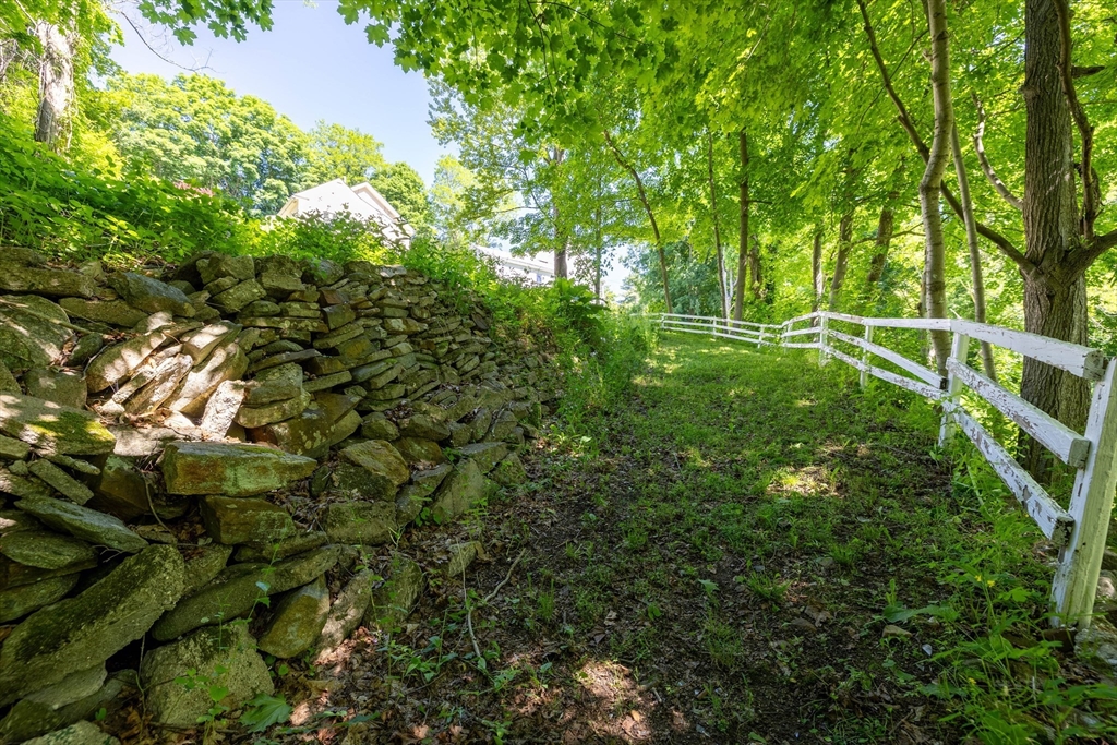 136 Quaboag Street Warren, MA 01083 - Photo 29 of 38