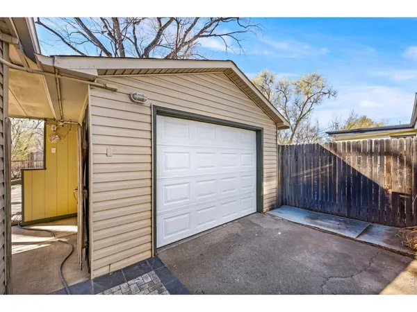 $369,900 | 132 East 22nd Street, Loveland, CO 80538