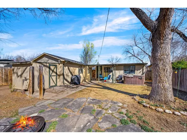 $369,900 | 132 East 22nd Street, Loveland, CO 80538