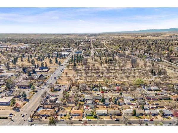 $369,900 | 132 East 22nd Street, Loveland, CO 80538