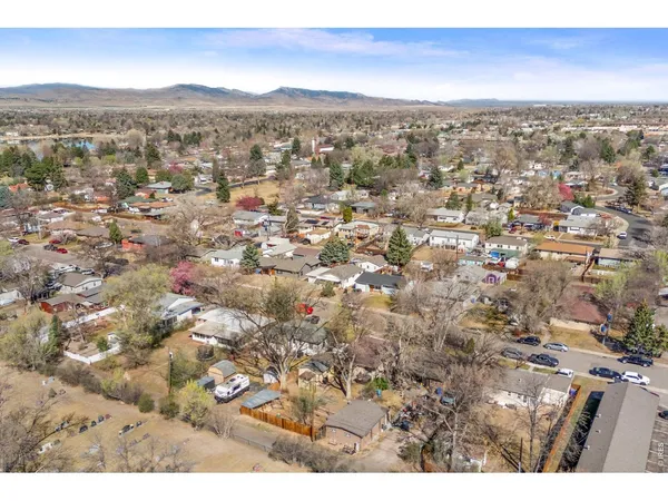 $369,900 | 132 East 22nd Street, Loveland, CO 80538