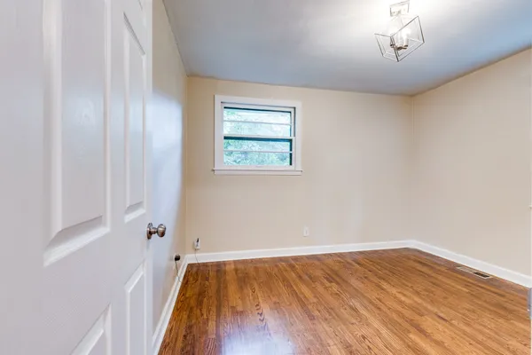 $3,200 | 1200 Seymour Avenue, Nashville, TN 37206