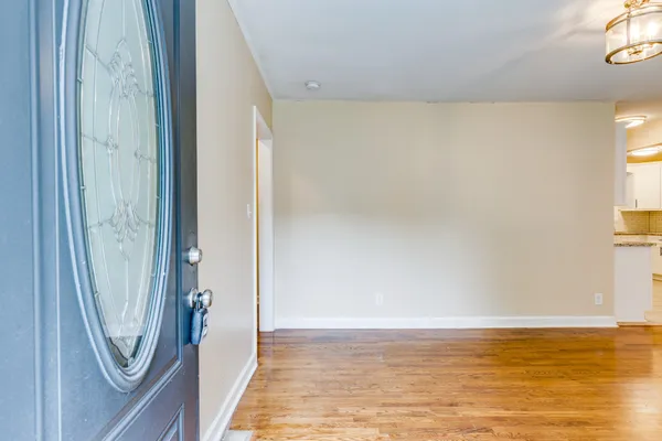 $3,200 | 1200 Seymour Avenue, Nashville, TN 37206