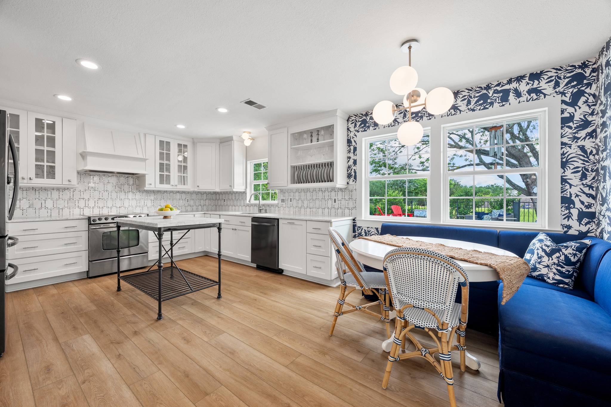 1811 Cando Court Lakeway, TX 78734 - Photo 10 of 40 view of breakfast nook and kitchen