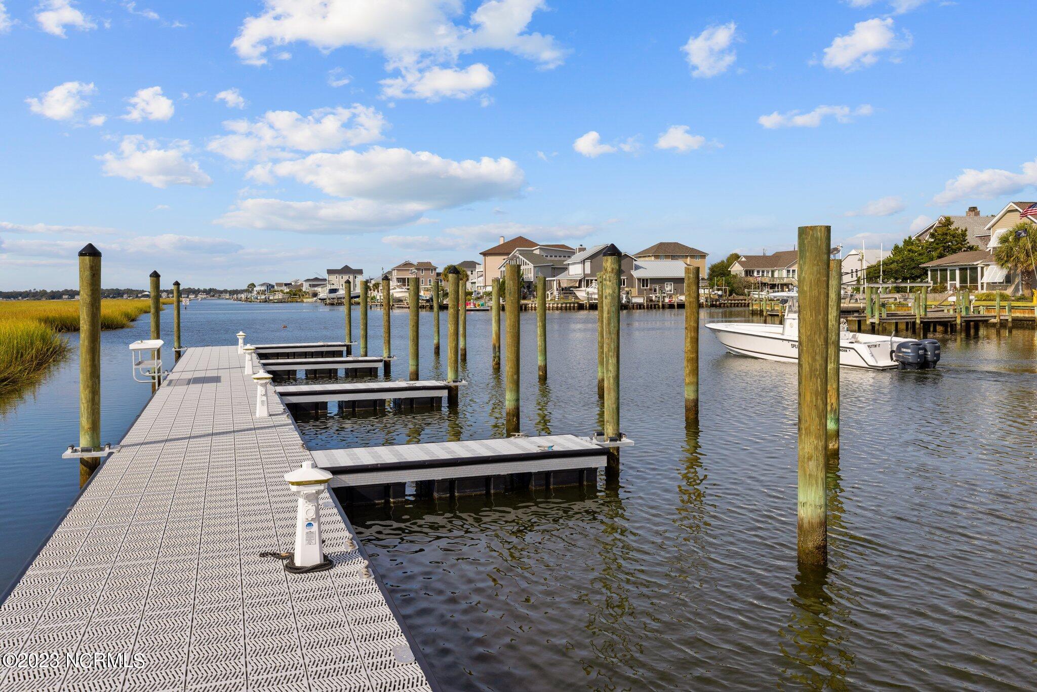 602 West Fort Macon Road, Unit 111 Atlantic Beach, NC 28512 - Photo 13 of 17 Docks