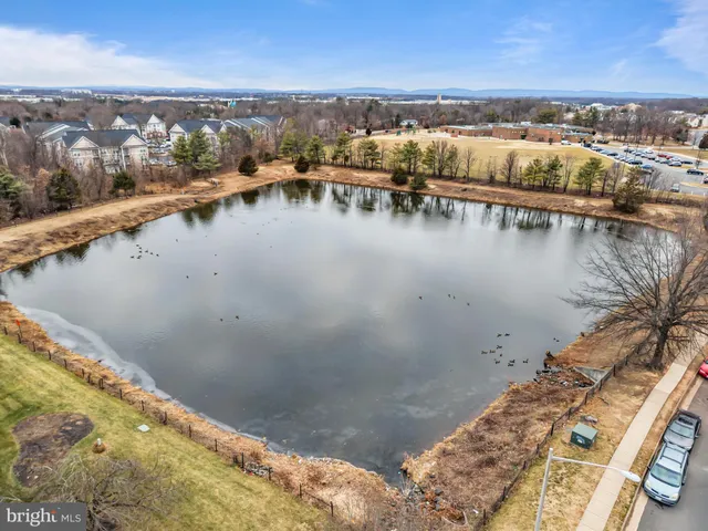 $325,000 | 8073 Stonewall Brigade Court, Manassas, VA 20109