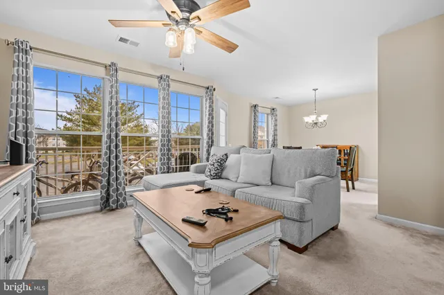 $325,000 | 8073 Stonewall Brigade Court, Manassas, VA 20109