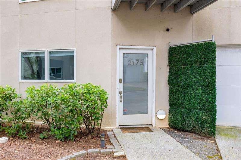 2176 Millennium Way Atlanta, GA 30319 - Photo 3 of 16