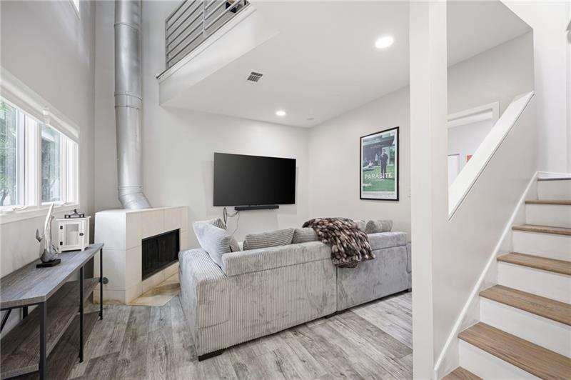 2176 Millennium Way Atlanta, GA 30319 - Photo 4 of 16