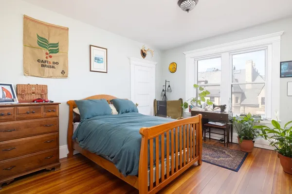 $899,000 | 16 Garrison Road, Unit 5, Brookline, MA 02445