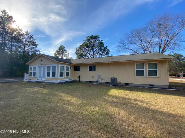 $299,000 | 325 North Cherry Street, Pinebluff, NC 28373