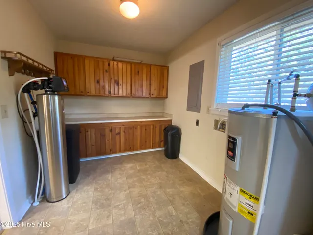 $299,000 | 325 North Cherry Street, Pinebluff, NC 28373