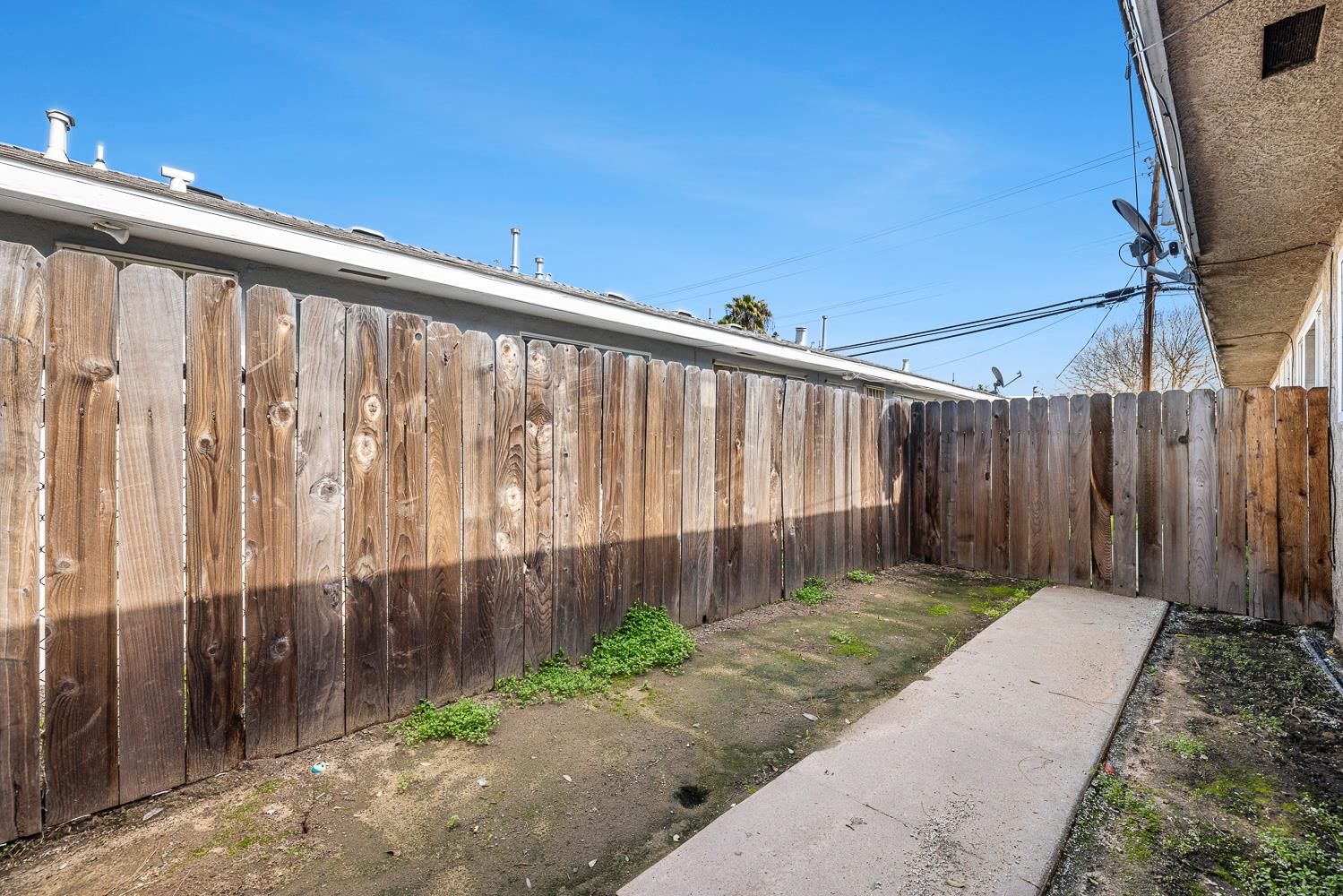 2840 North First Street Fresno, CA 93703 - Photo 17 of 43