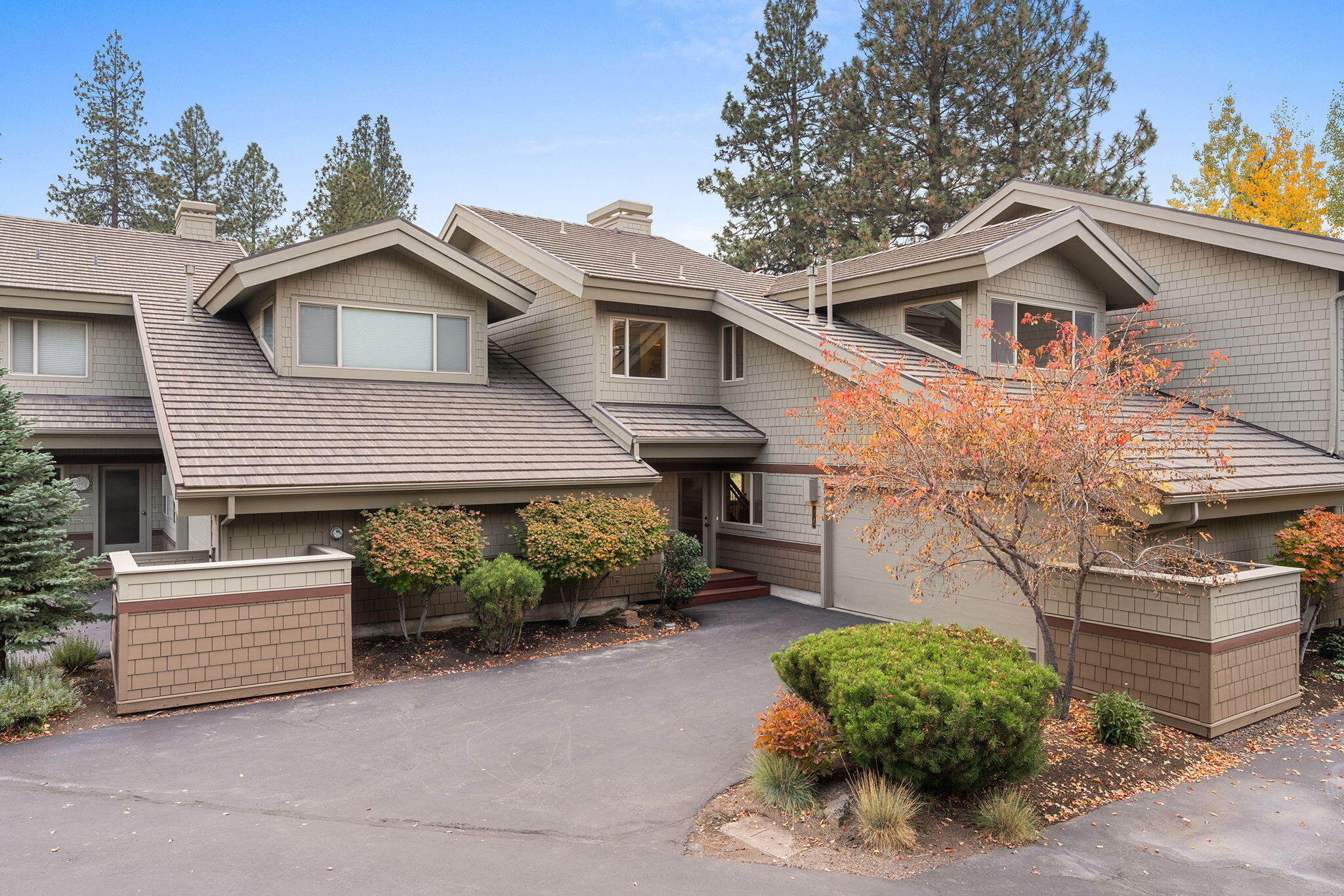 19509 Painted Ridge Loop Bend, OR 97702 - Photo 2 of 43 1-web-or-mls-_DSC2081