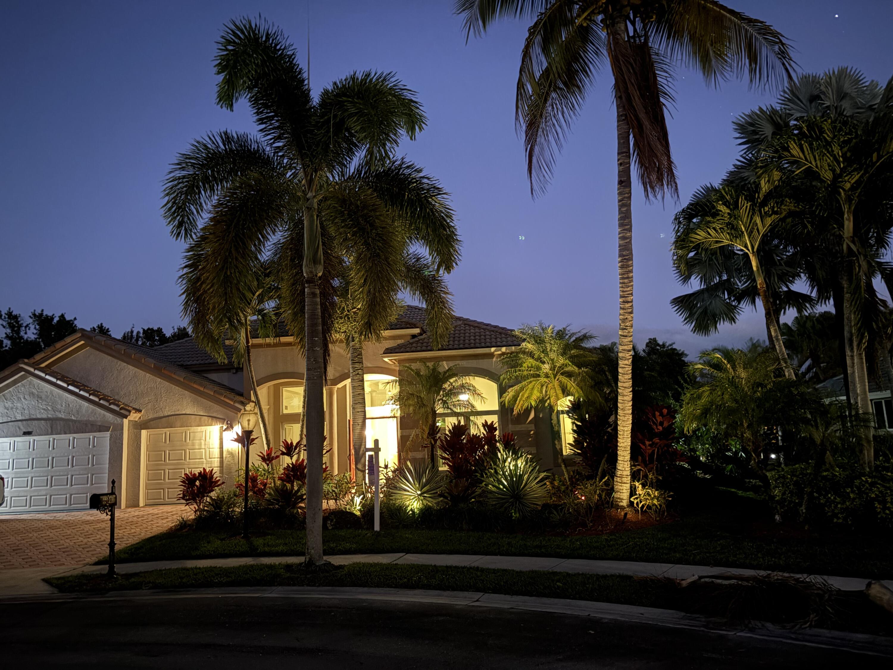 18981 Southeast Outrigger Lane Jupiter, FL 33458 - Photo 2 of 79 IMG_0980 (1)