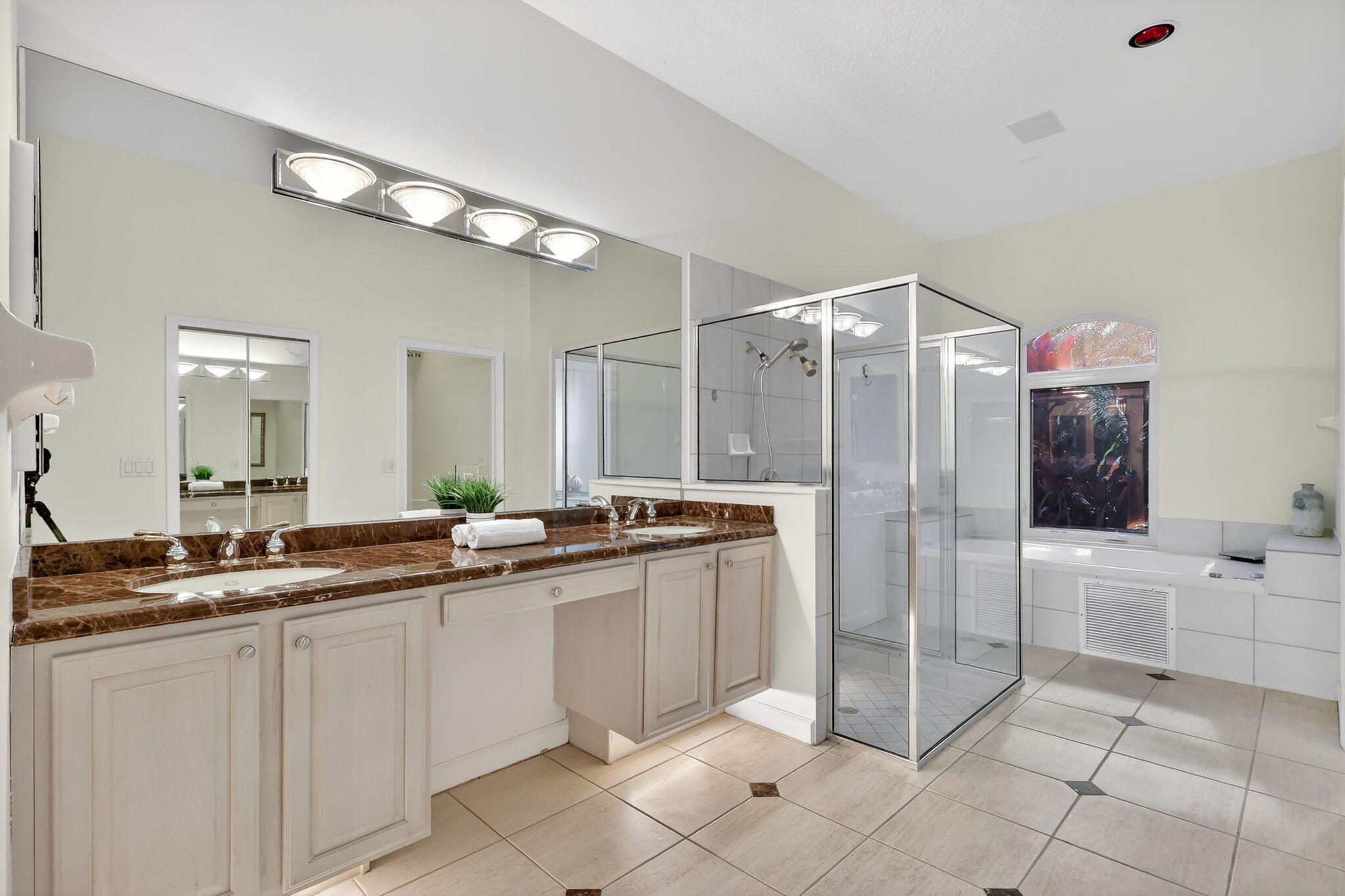 18981 Southeast Outrigger Lane Jupiter, FL 33458 - Photo 39 of 79 37-web-or-mls-7R7A4055