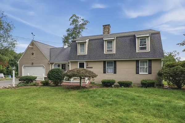 $540,000 | 251 Mendon Street, Blackstone, MA 01504