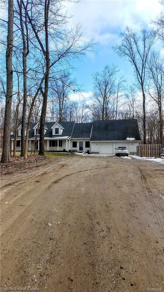 5371 Dutton Road Gregory, MI 48137 - Photo 63 of 72 Exterior.jpg