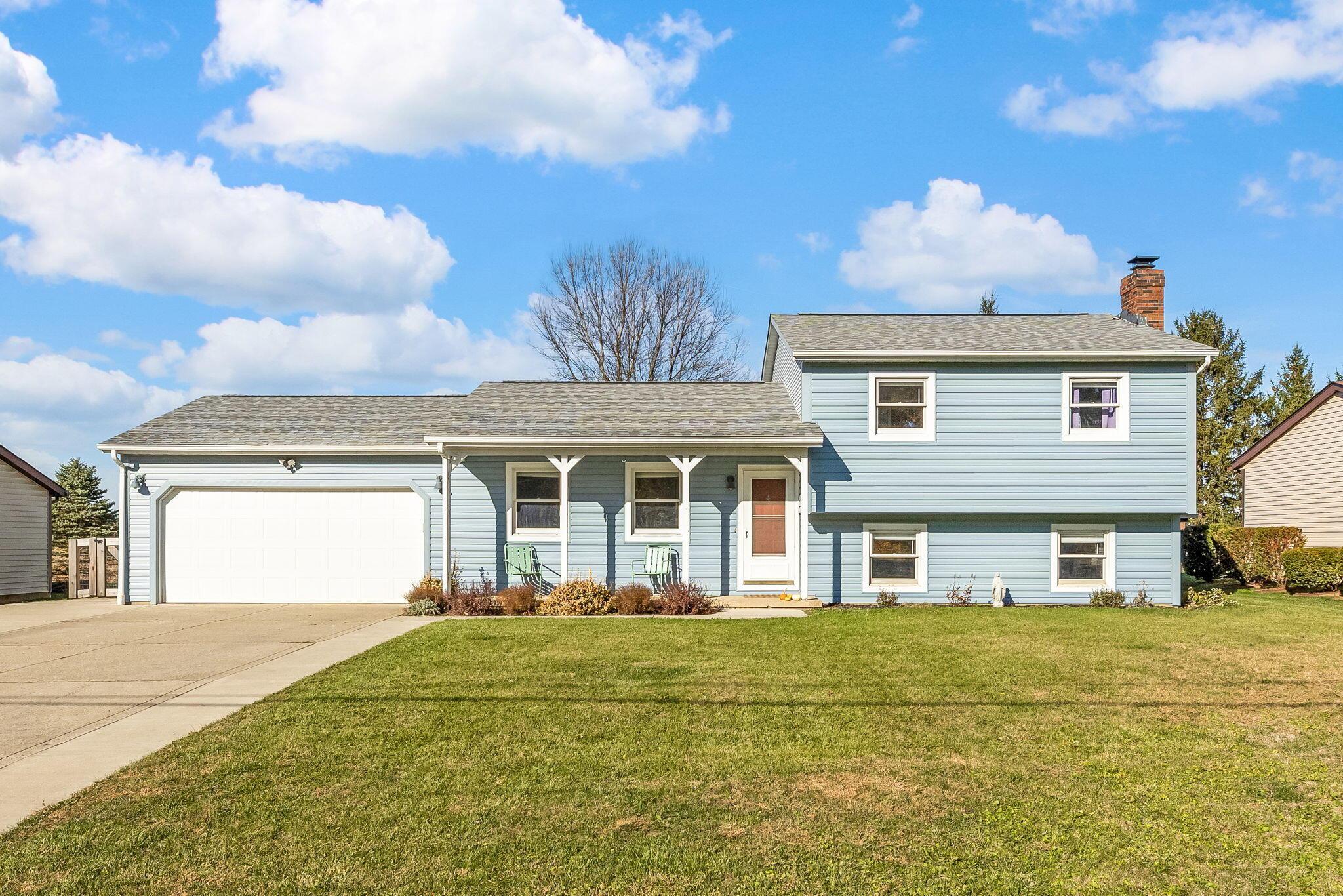 728 Cheshire Road Sunbury, OH 43074 - Photo 5 of 54 DDF503B7-4664-4A28-A919-5E9642F08564