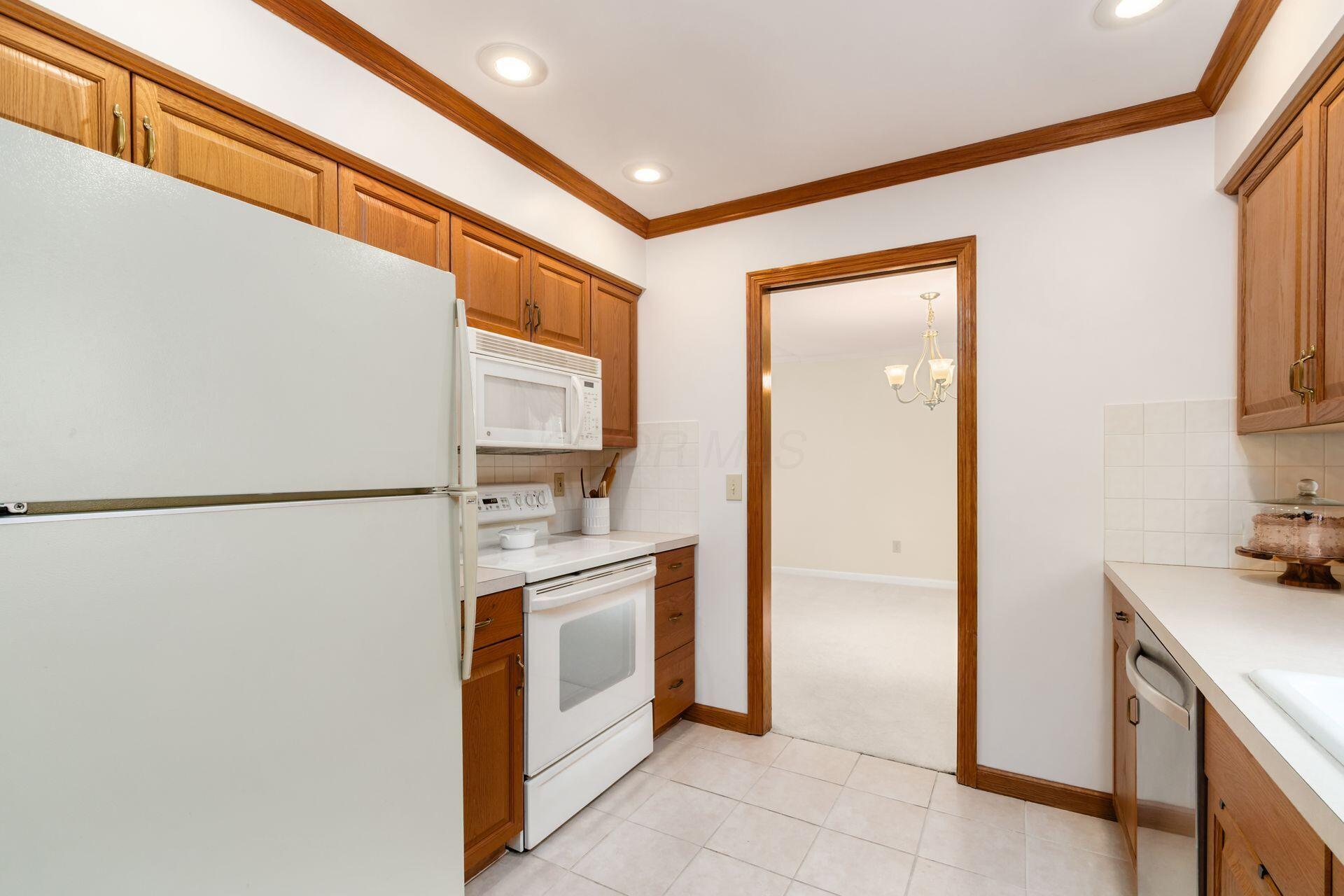 5717 Newgate Road Dublin, OH 43017 - Photo 10 of 33 013_te Rd Dublin OH 43017 USA