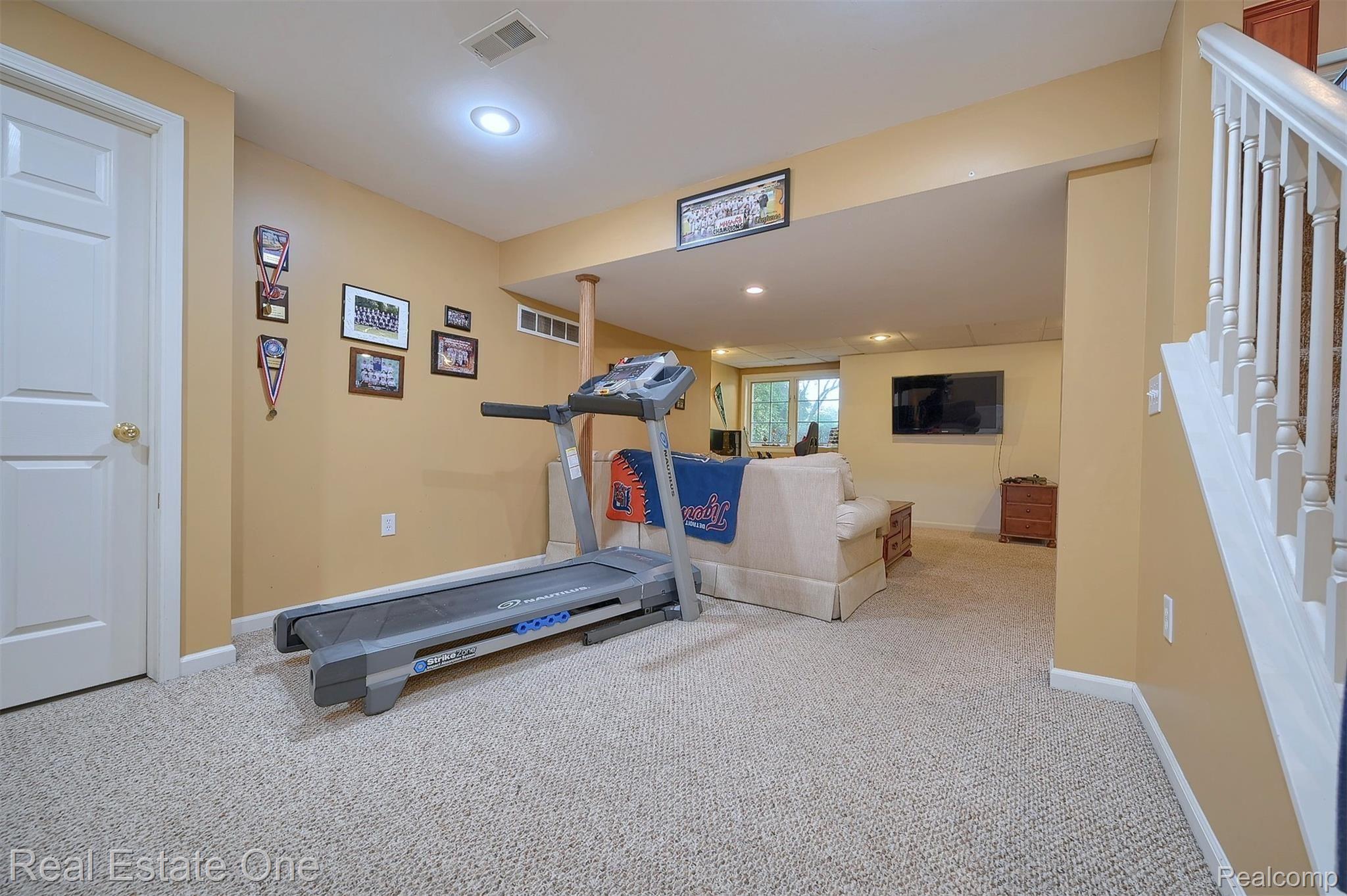 1762 Ring Neck Drive Rochester, MI 48307 - Photo 25 of 48 Good Storage Space