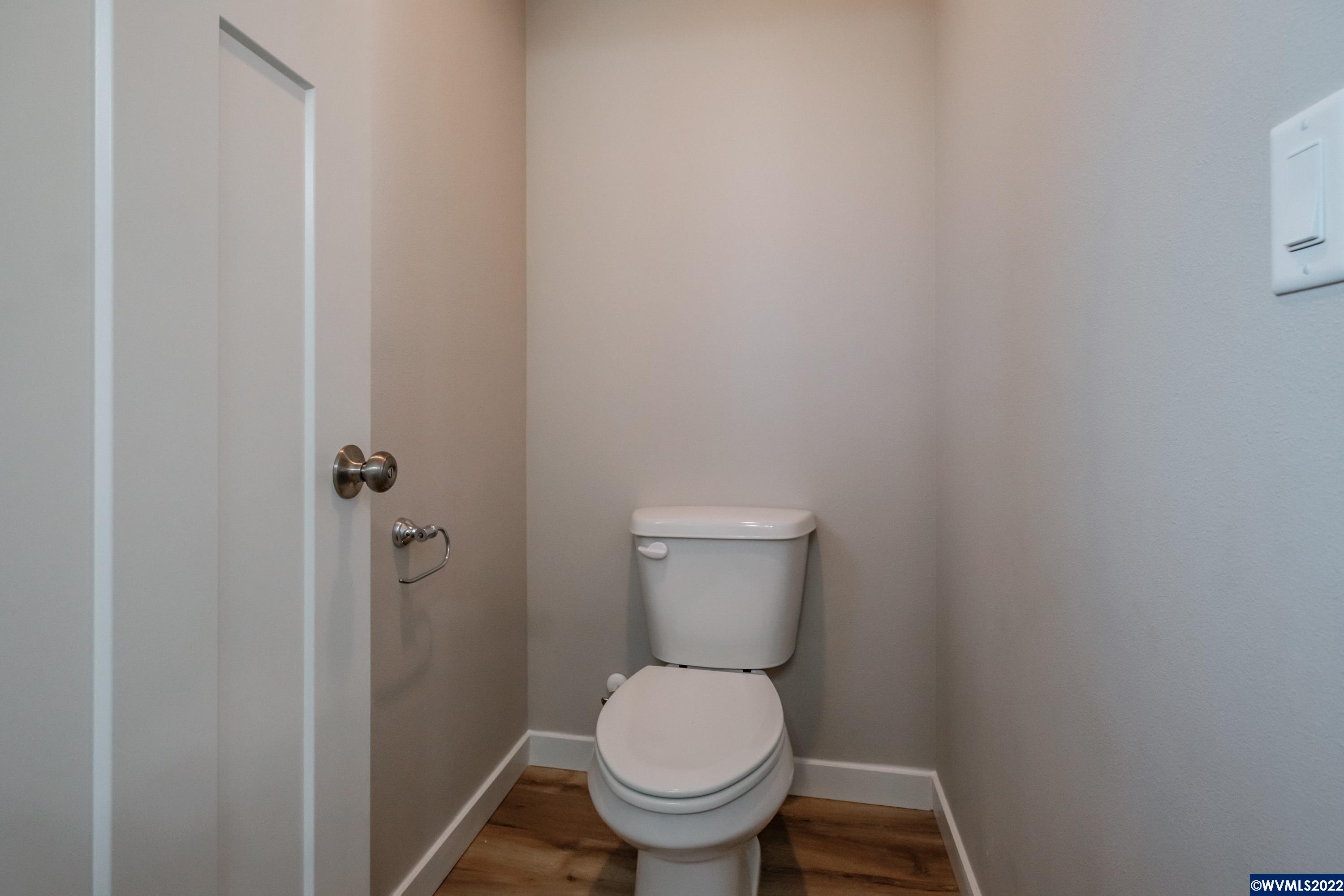 1655 Southwest Ellis Street Dallas, OR 97338 - Photo 24 of 42 Gallery Image 24