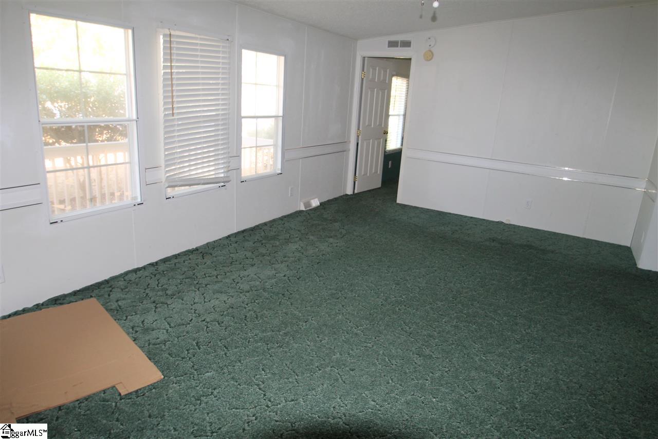 408 Merlin Point Boiling Springs, SC 29316 - Photo 2 of 11 Gallery Image 2
