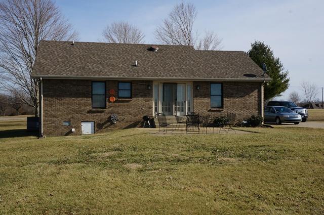 640 Mobley Road Clarksville, TN 37043 - Photo 14 of 16 Gallery Image 14