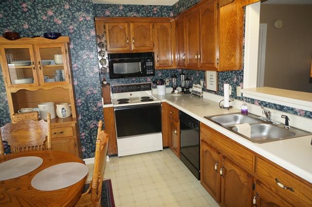 640 Mobley Road Clarksville, TN 37043 - Photo 7 of 16 Gallery Image 7
