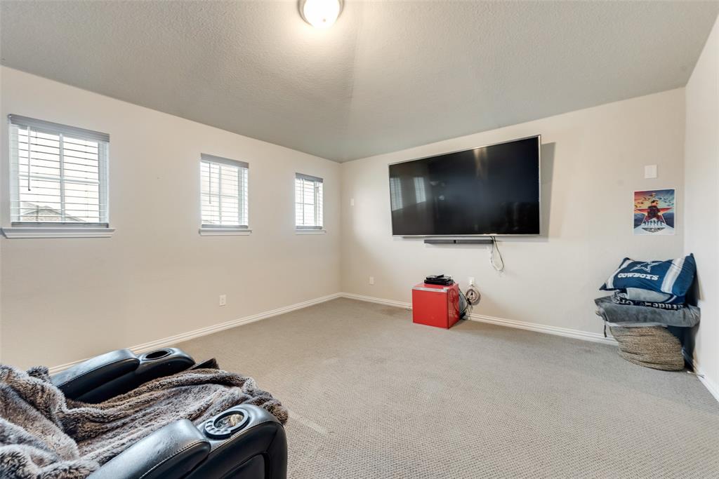 1923 Livingston Road Irving, TX 75062 - Photo 14 of 21