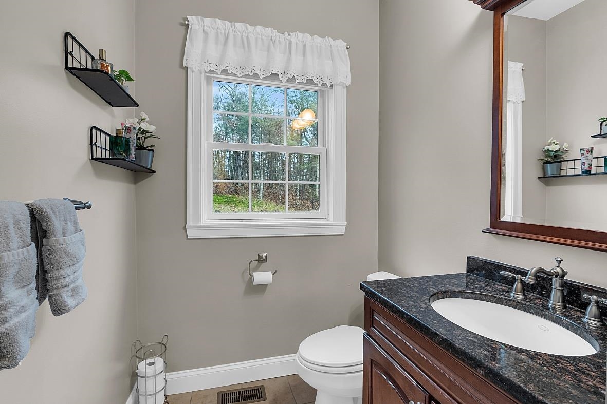 40 Bear Hill Road Windham, NH 03087 - Photo 38 of 40